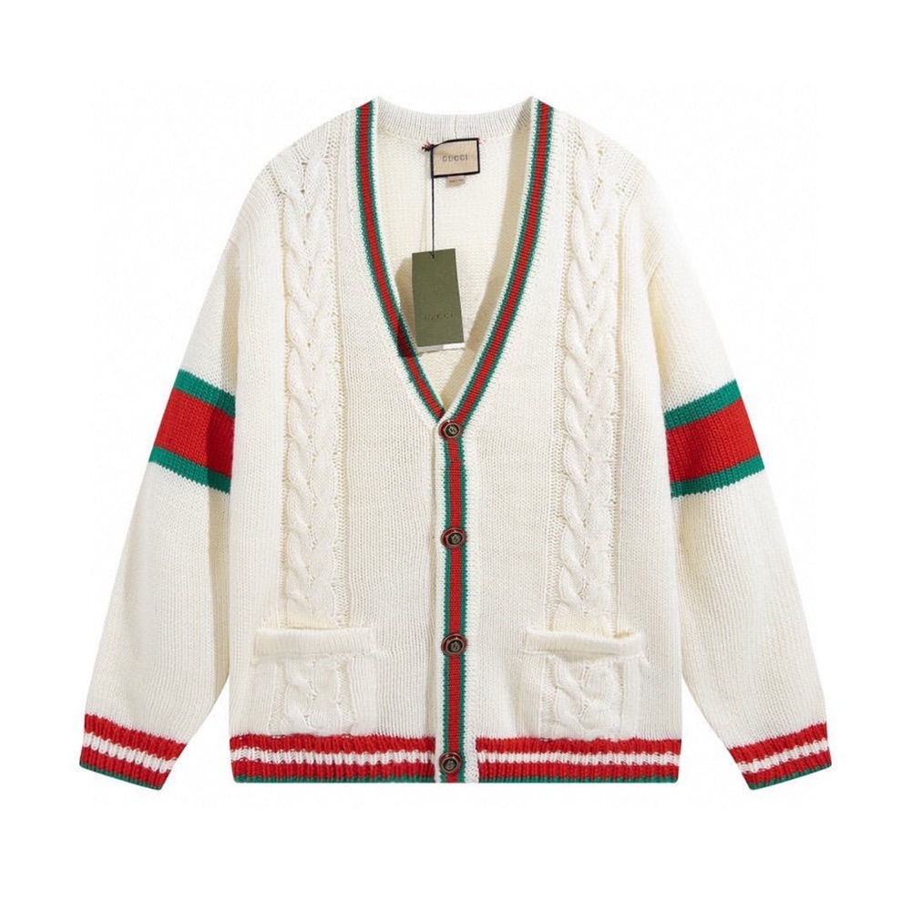 Gucci sweater. Would fit a small or medium